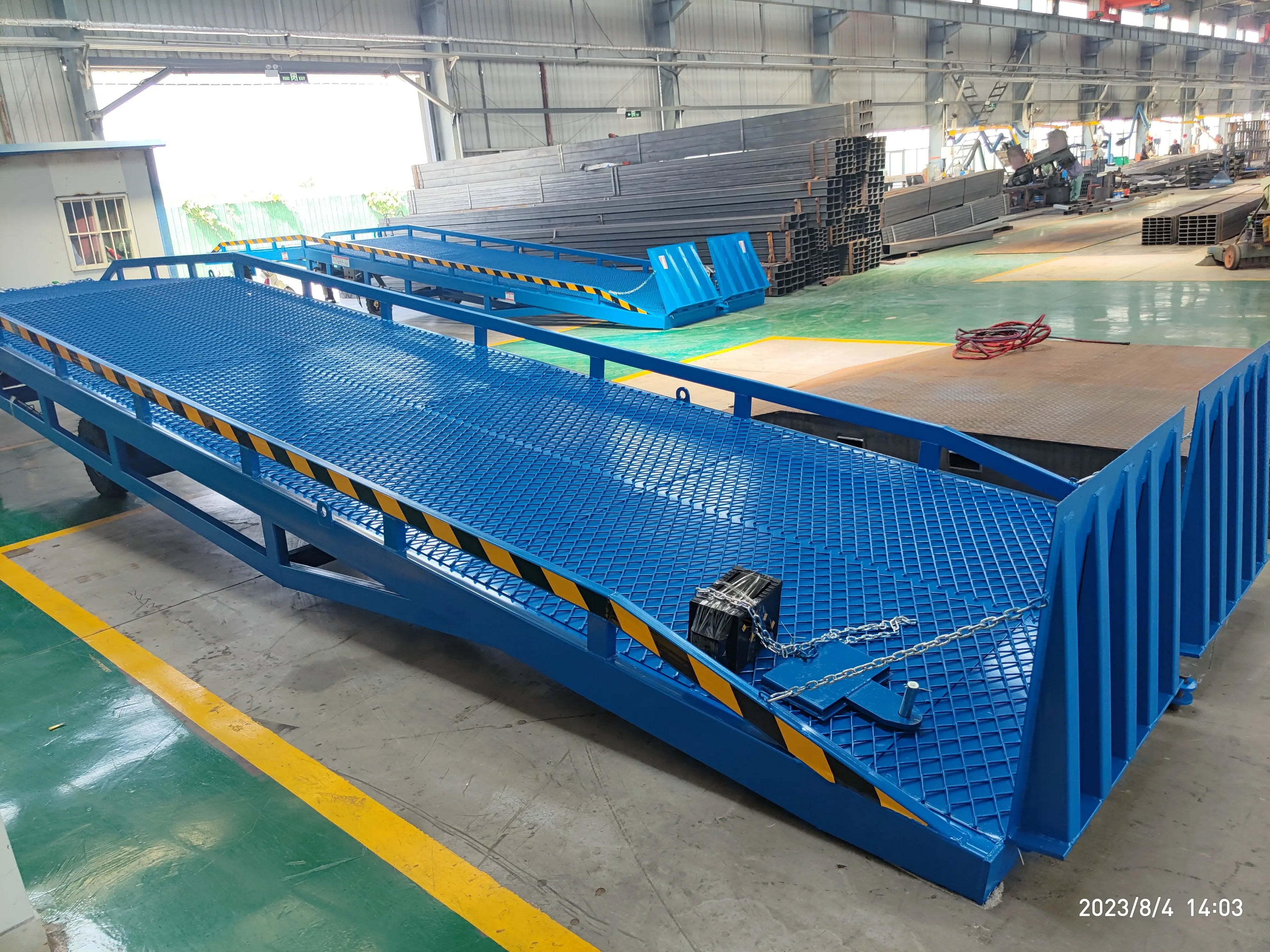 mobile dock ramp 15 ton 11m x 2.1m heavy duty portable loading ramp industrial warehouse